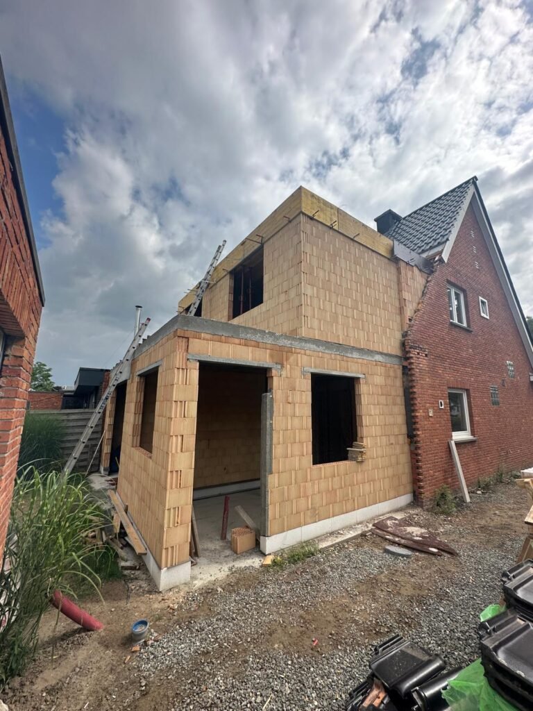 WhatsApp Image 2026-01-08 at 12.08.03 (1)